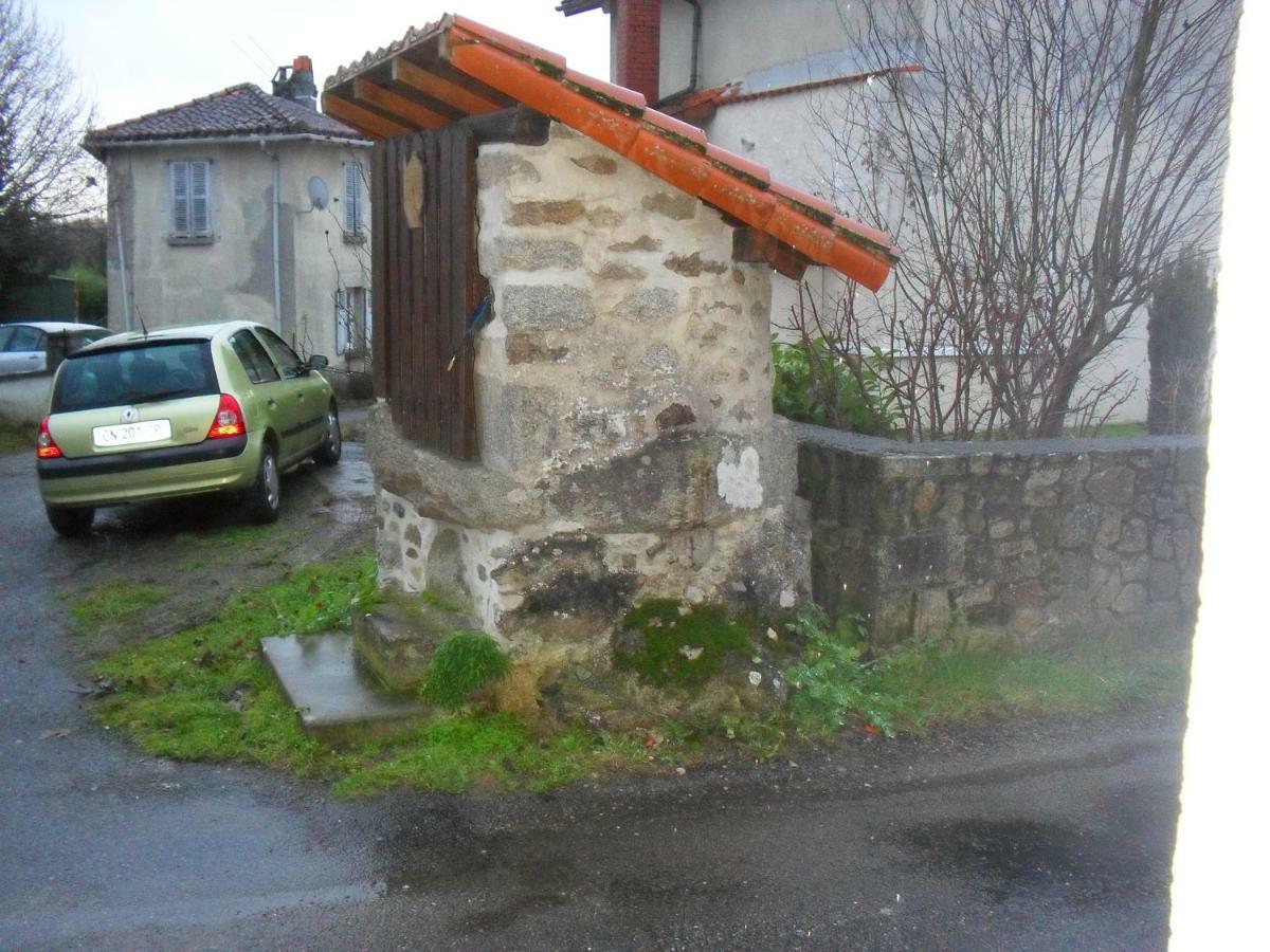Hotel l'ancienne épicerie Oradour-sur-Glane Esterno foto